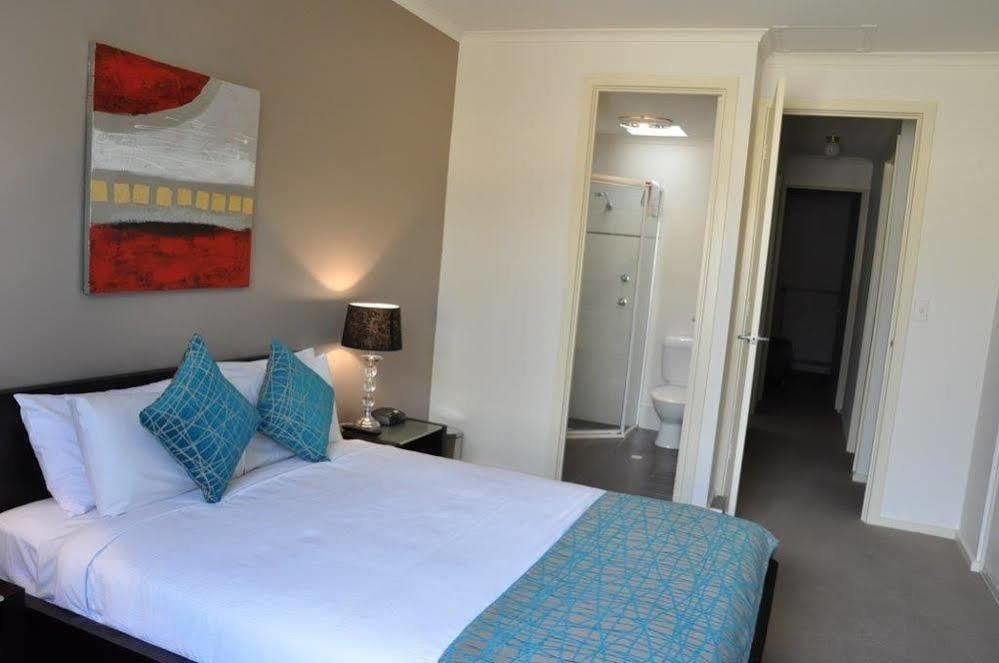 Rnr Serviced Apartments Adelaide - Wakefield St ภายนอก รูปภาพ