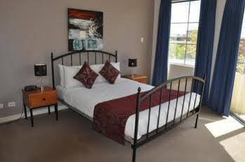 Rnr Serviced Apartments Adelaide - Wakefield St ภายนอก รูปภาพ